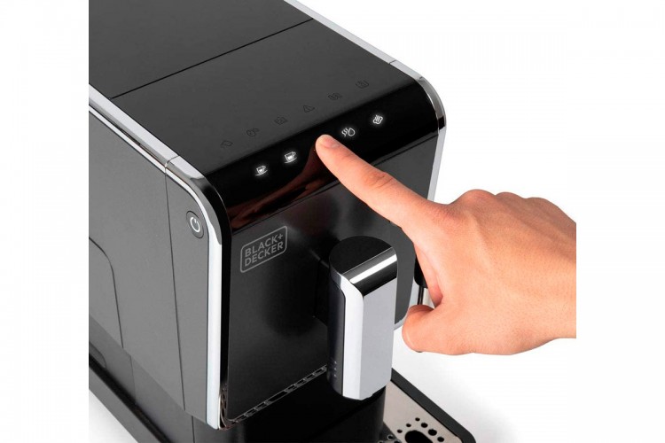 Кофемашина автоматическая Black+Decker BXCO1470E