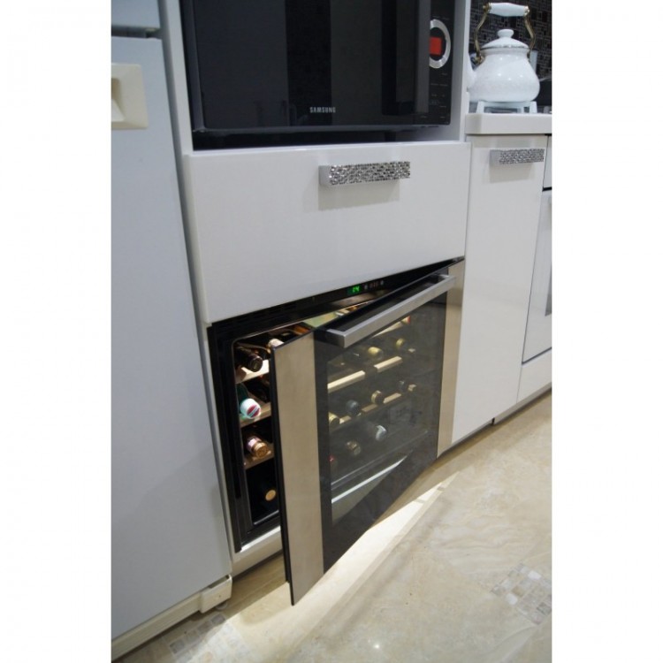 Винный шкаф INDEL B BUILT-IN 24 Home plus