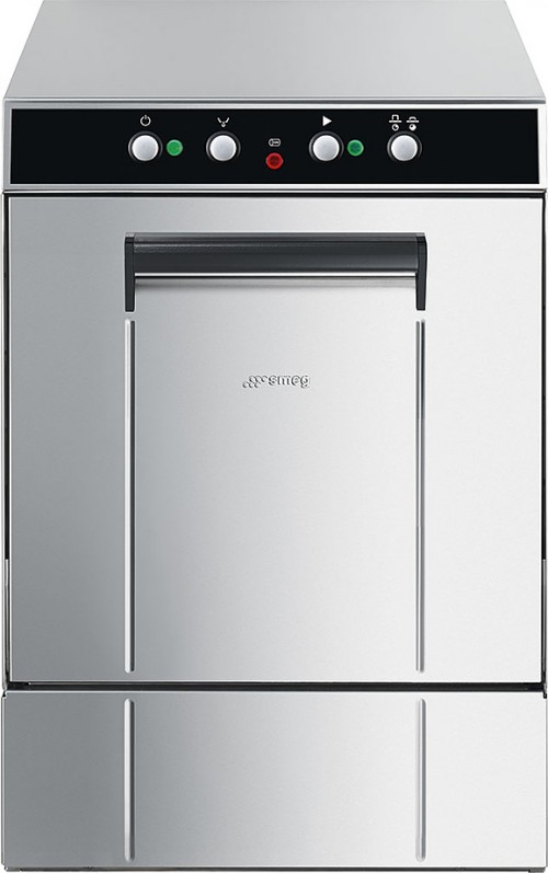 Стаканомоечная машина SMEG UG402DM фронтального типа UD500D без водоумягчителя, установлено электромеханическое управление, производительность 40/24 кассет в час в зависимости от режима мытья 90, 150 секунд.
2 программы, функция мягкого старта, сливная помпа с фильтром, дозаторы моющего и ополаскивающих средств.
