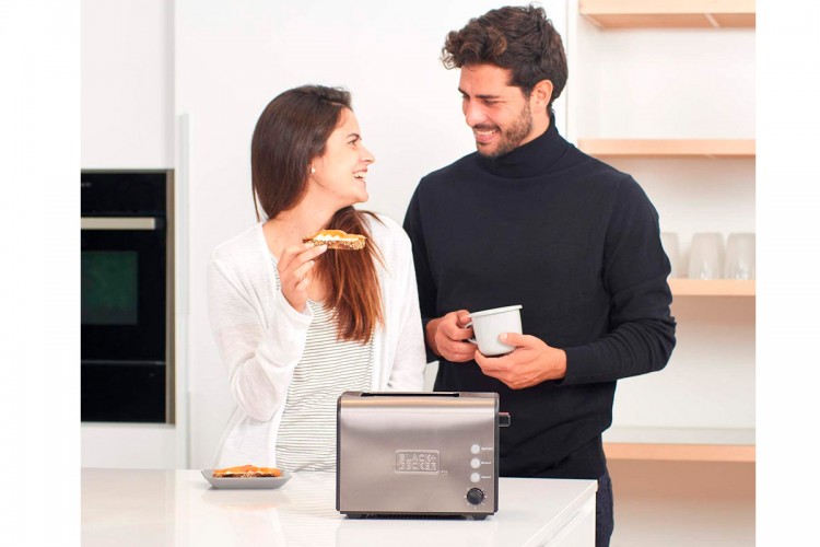 Тостер Black+Decker BXTO900E