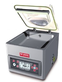 Вакуумная упаковочная машина Turbovac s20 используется на предприятиях пищевой промышленности и общественного питания для вакуумной упаковки продуктов питания, жидкости и готовых блюд, а также для упаковки медикаментов, продукции электронной и химической промышленности. При использовании данного устройства достигается более высокая степень вакуума, что продлевает срок годности пищевых продуктов. Корпус и камера выполнены из нержавеющей стали AISI 304