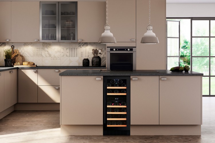 Холодильник винный Temptech PRESQ38DB